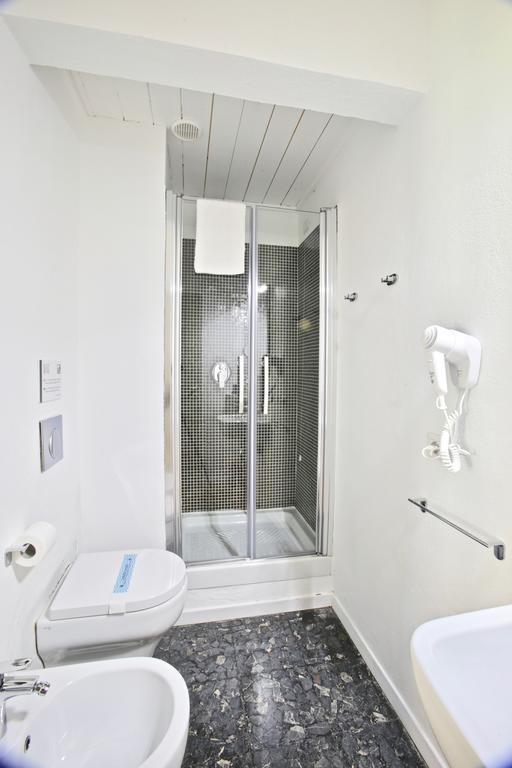 Budget Rooms Cagliari Esterno foto