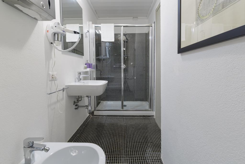 Budget Rooms Cagliari Esterno foto