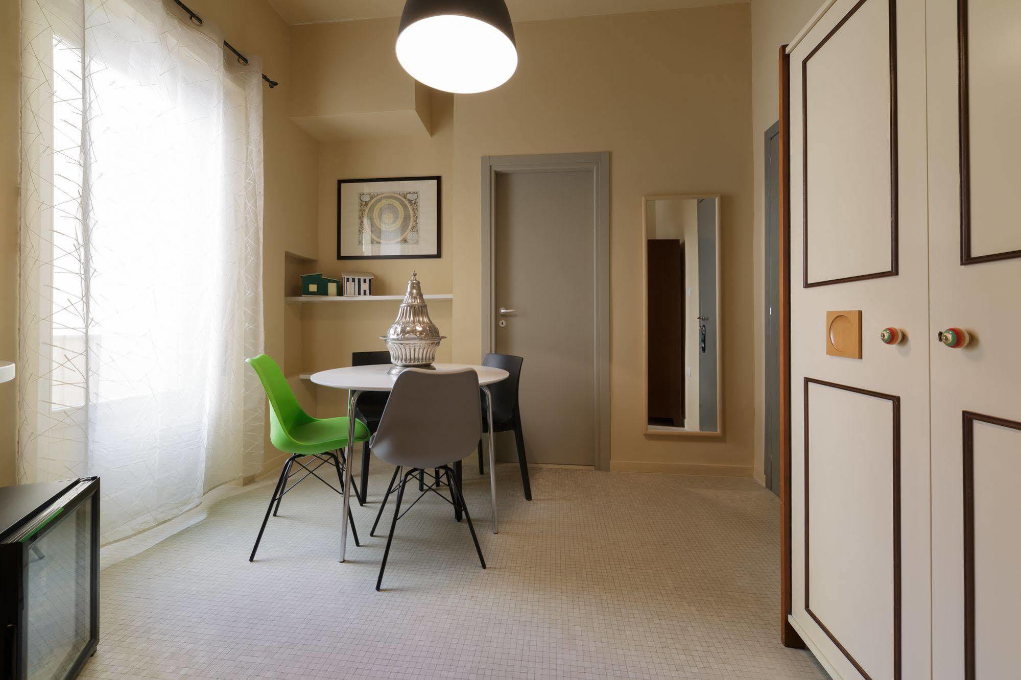 Budget Rooms Cagliari Esterno foto