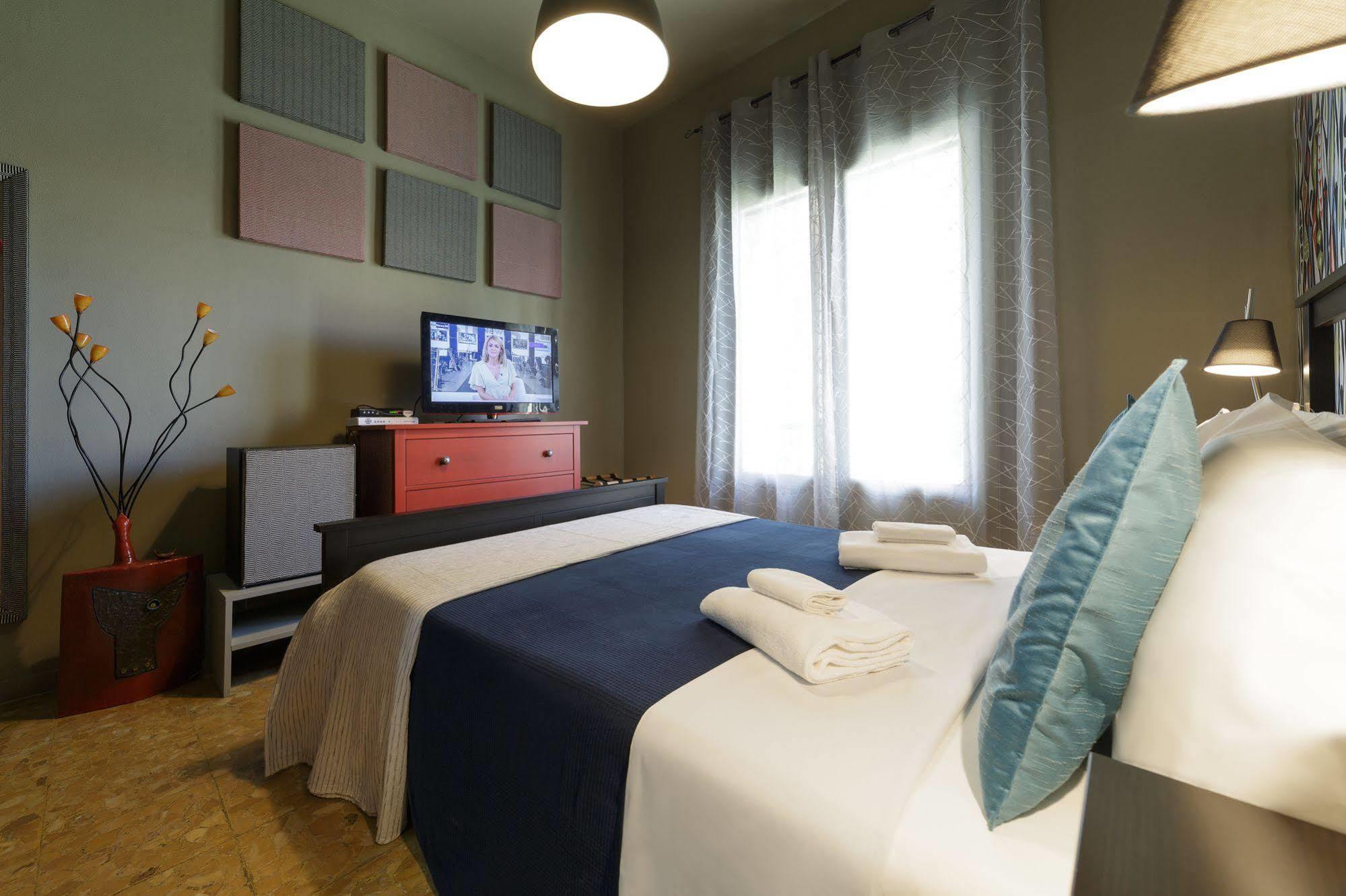 Budget Rooms Cagliari Esterno foto