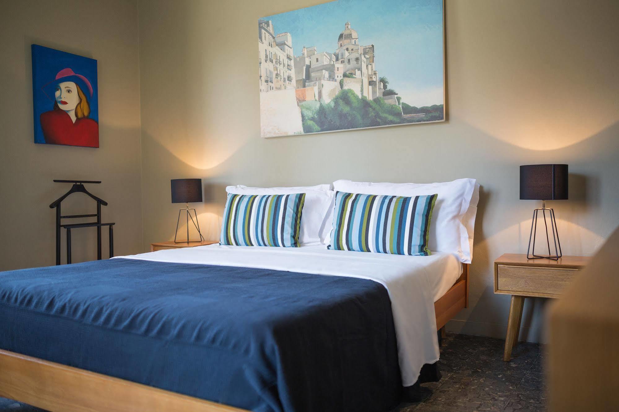 Budget Rooms Cagliari Esterno foto
