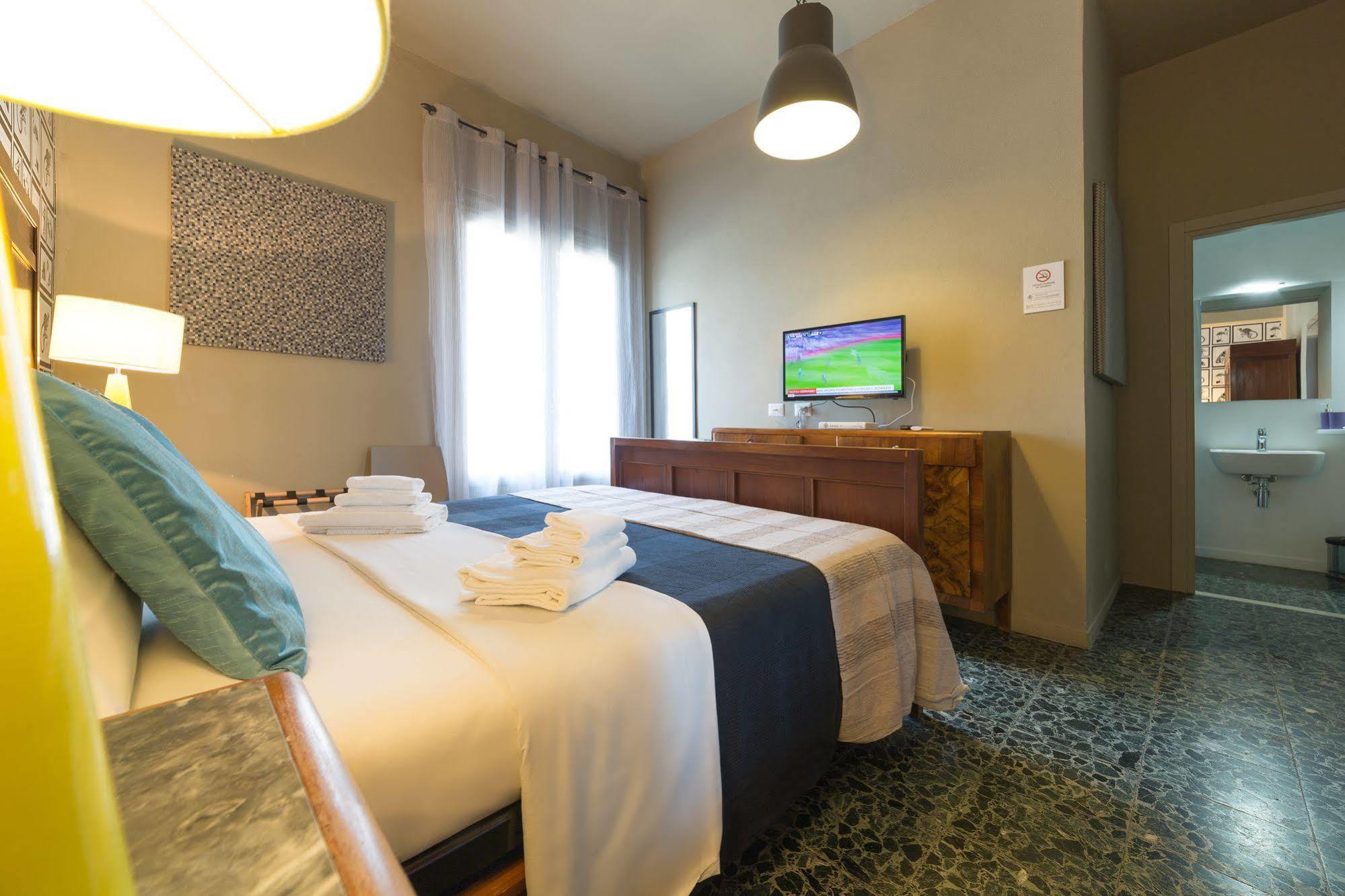 Budget Rooms Cagliari Esterno foto