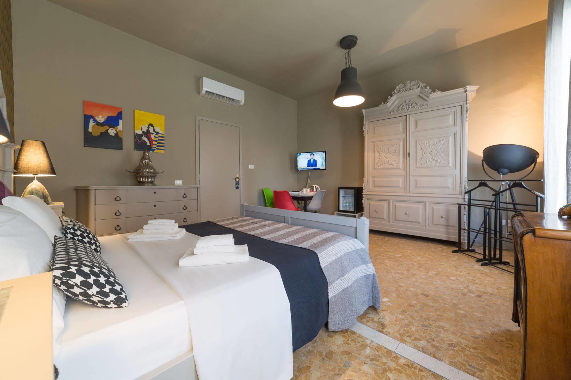 Budget Rooms Cagliari Esterno foto